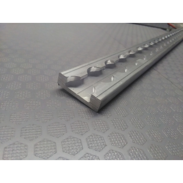 Airlineschiene light, eckig